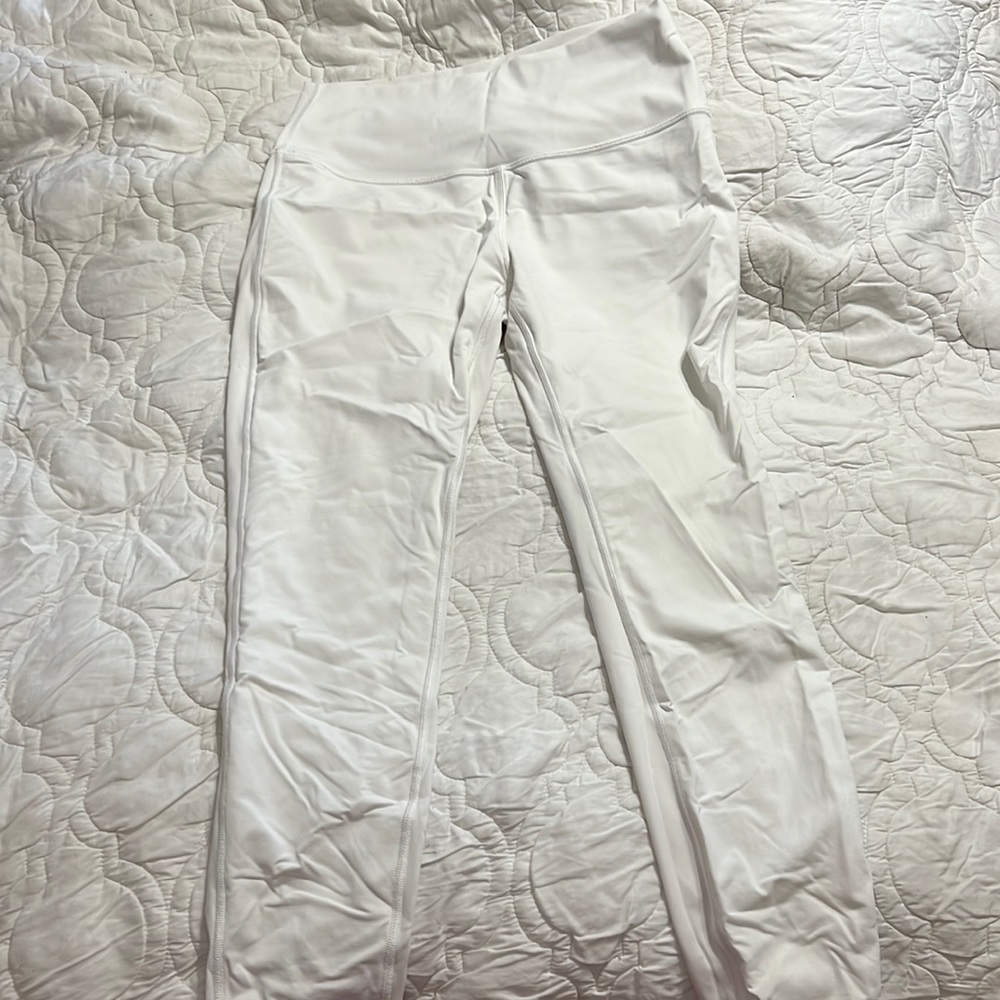 White Lululemon pants size 10